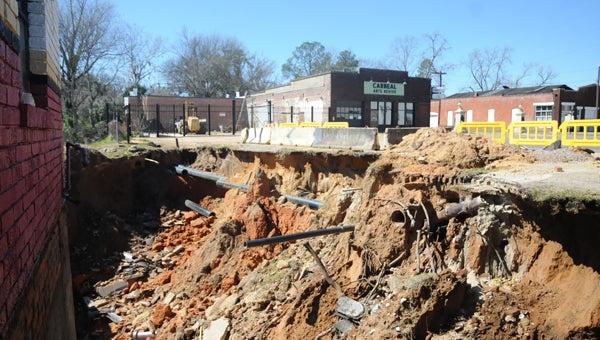 The Selma City Council awarded a $242,000 bid Tuesday to REV Construction, Inc. out of Tuscaloosa to repair a cave-in along Water Avenue. 